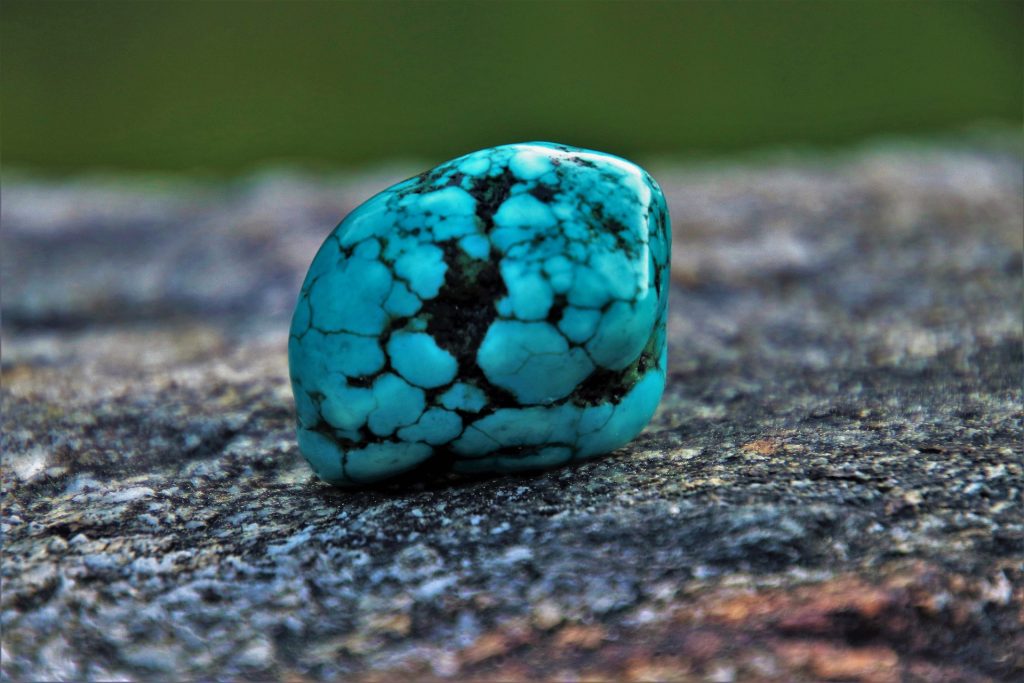 pierre Turquoise